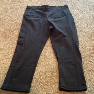 Basic black leggings